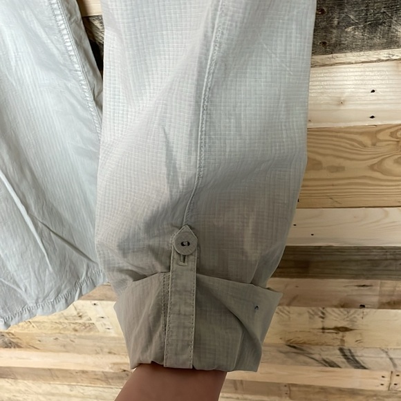 J. Crew size 10 Mid-rise Favorite Fit 100% Cotton Gray Cargo Pants with Pockets - Picture 8 of 15